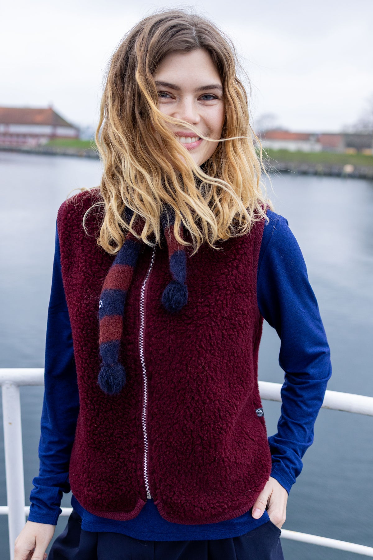 Danecubist Fuzzy Wool Fleece Vest Dark Wine