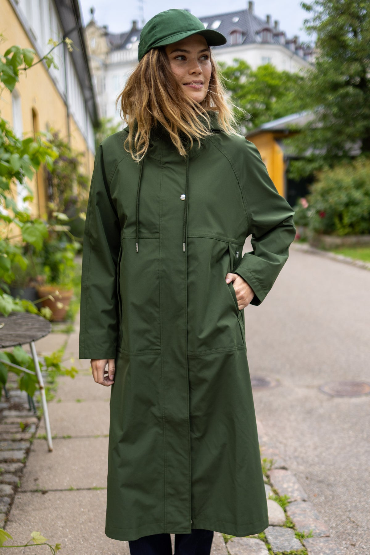 Danekastel Raincoat Dark Army
