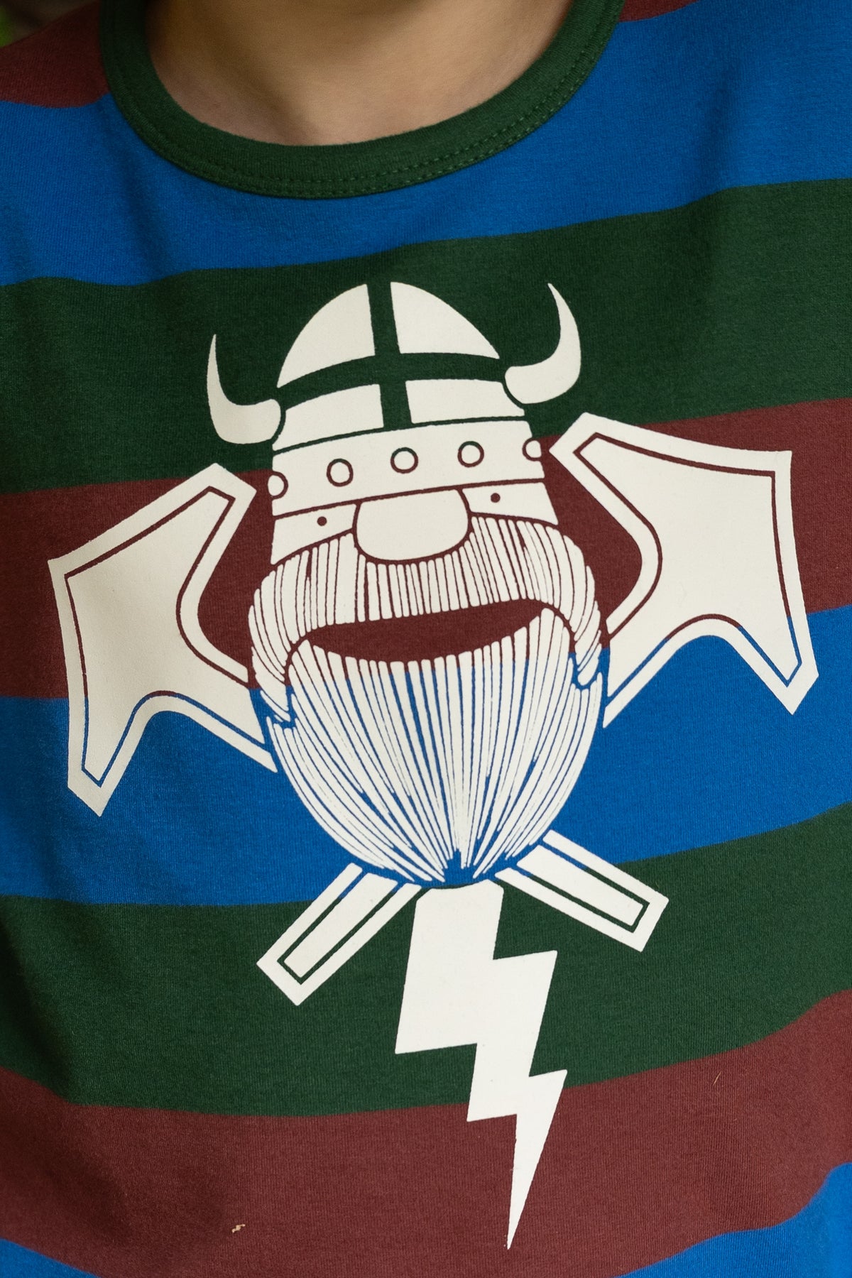Stribet bluse til børn med viking og lyn