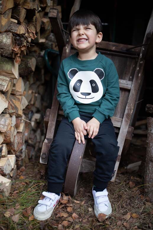 Skøn sweatshirt til børn med print af sød panda