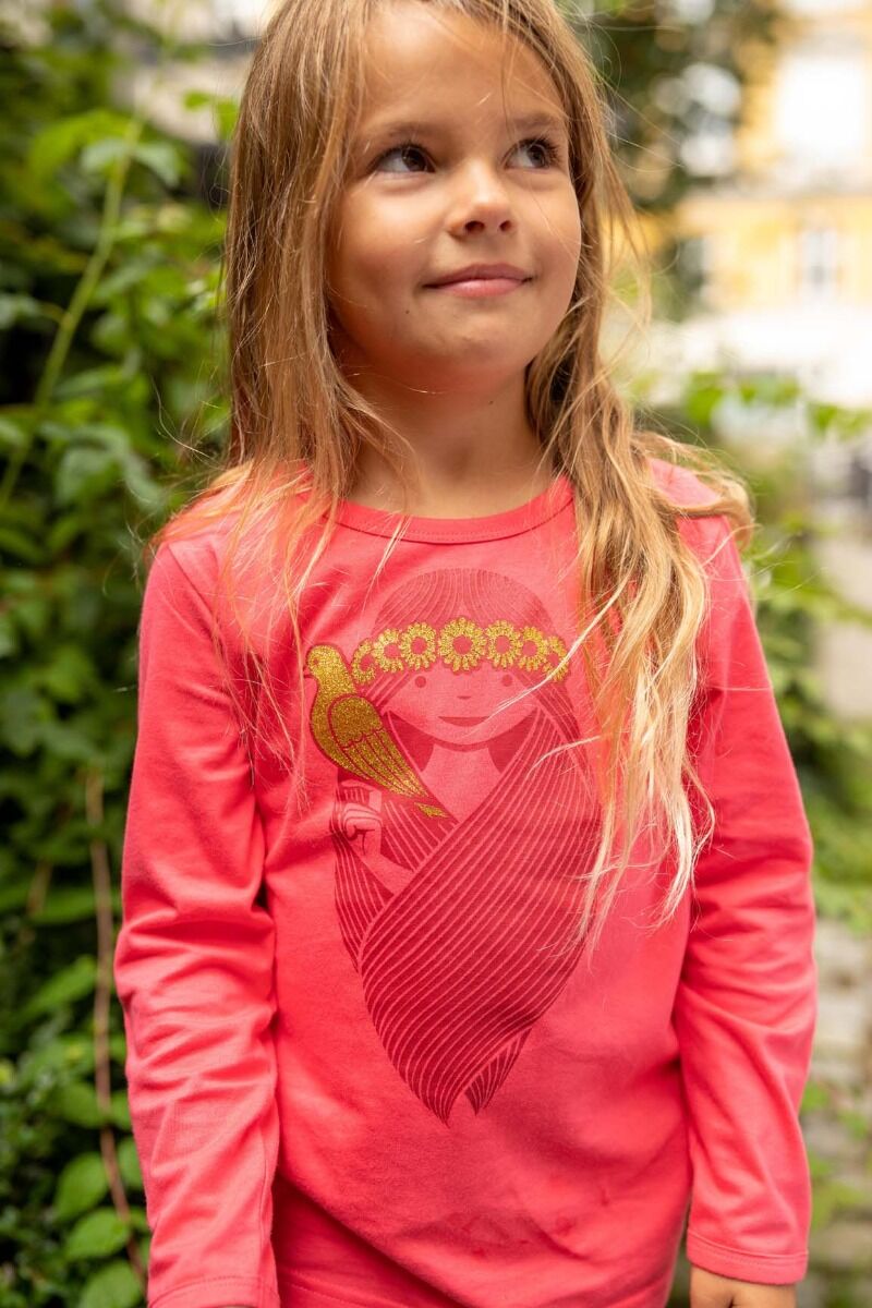 Bluse til børn med pige og fugl