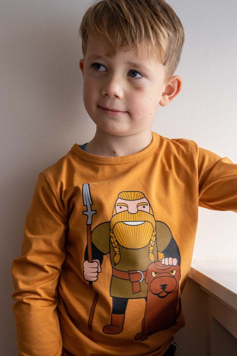 Bluse til børn med viking og hund