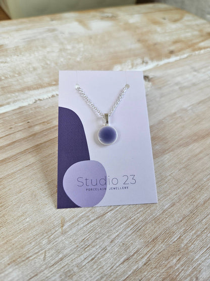 Pendant Circle: Ivy