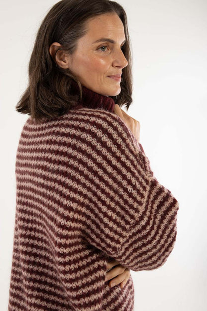 Danecaring Rollneck Sweater Dk Merlot/Powder