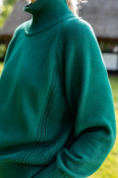 Flot højhalset sweater i mørkegrøn til kvinder fra Danefæ