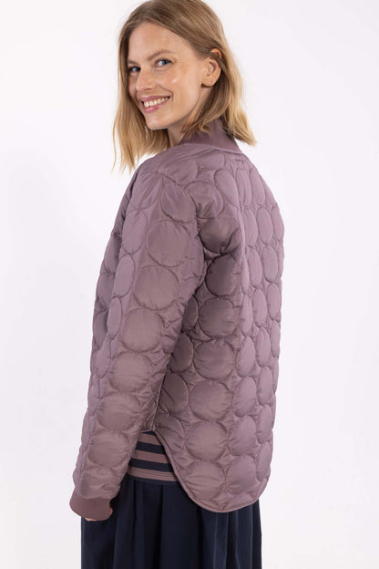 Fin quiltet termojakke i mauve til kvinder