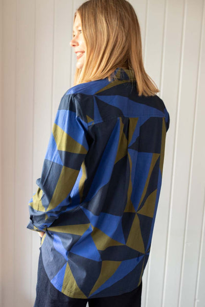 Daneclassic Poplin Aop Shirt Deep Blue TRIANGULATE