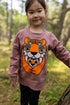 Skøn sweatshirt til børn med sødt print af tigermor og unge
