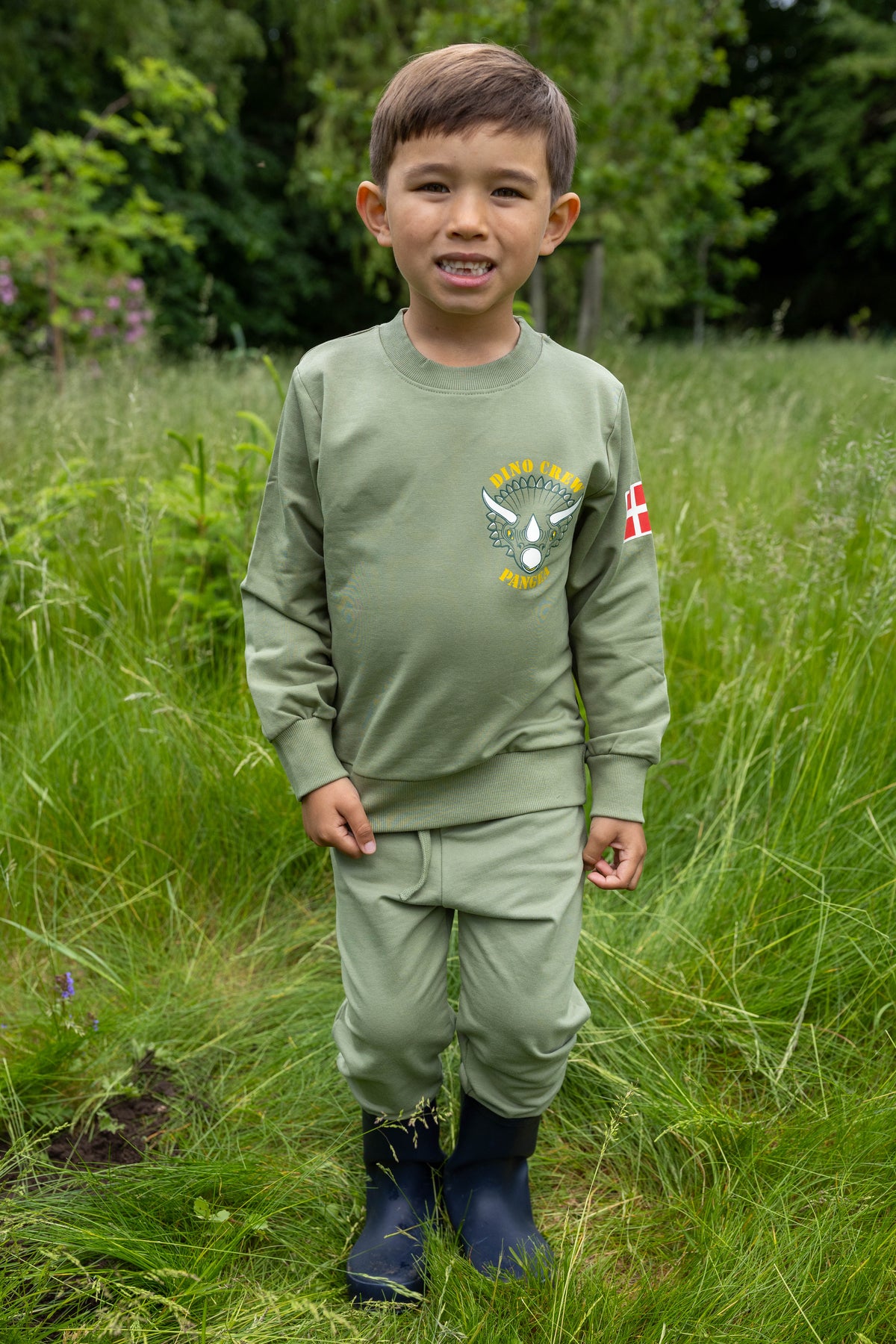 Lækker sweatshirt til børn med print af triceratops dinosaur