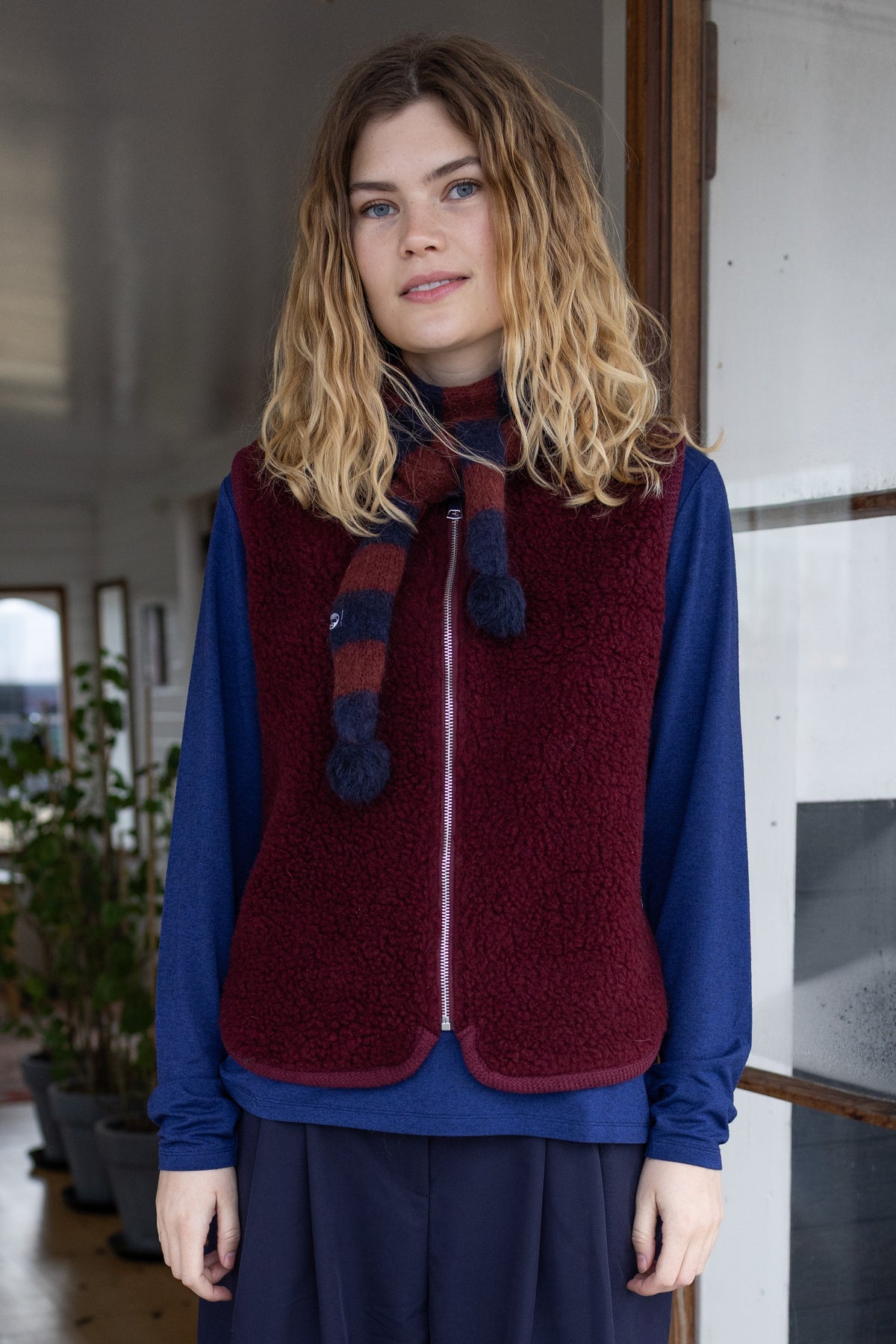 Danecubist Fuzzy Wool Fleece Vest Dark Wine