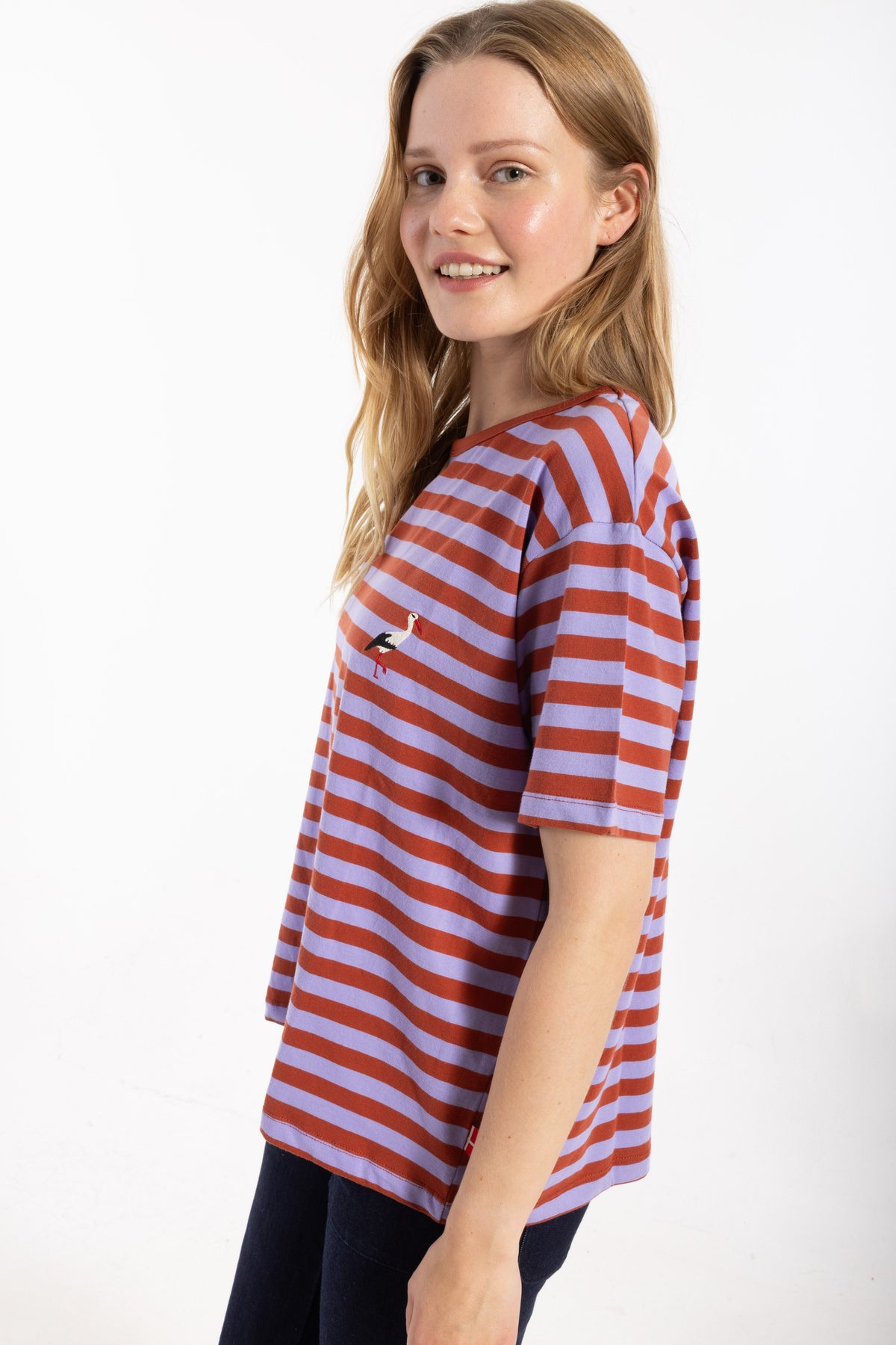 Danebasic Boxy Stripe Tee Bright Porcelaine/Dark Red SVANE