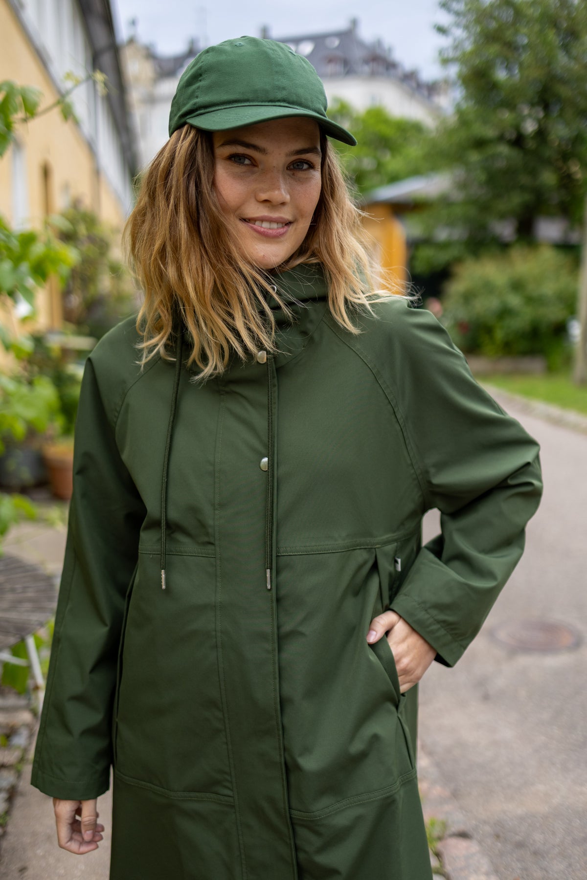 Danekastel Raincoat Dark Army