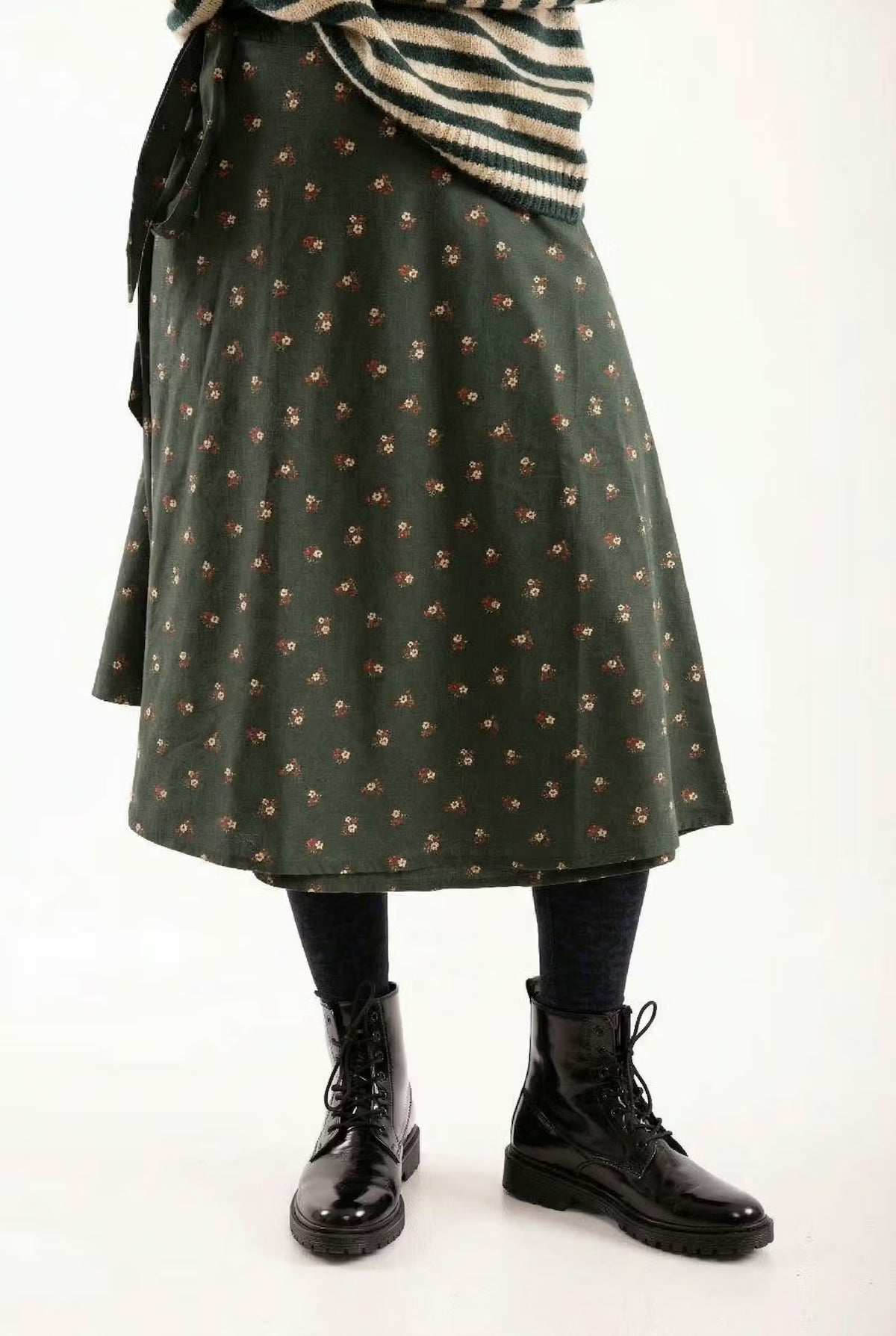 ORGANIC - Danemikkelsen Skirt Black green MINIFLOWER
