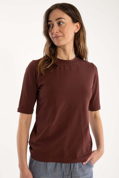 Bordeauxrød t-shirt til kvinder
