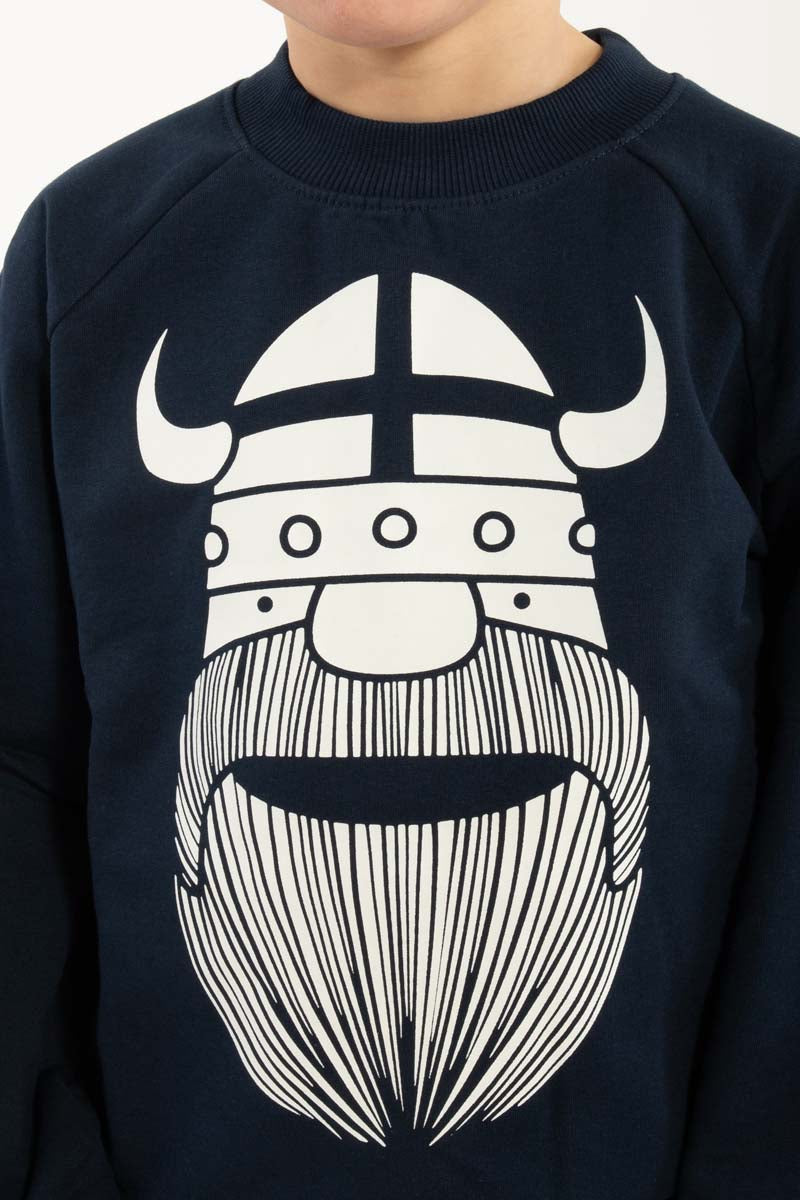 Sød navyblå sweatshirt til børn med print af vikingen Erik