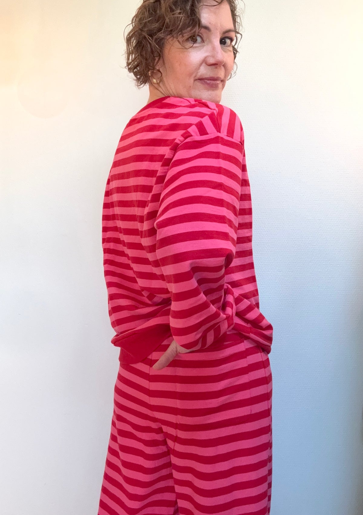 ESS - Danegrain Sweat Pants Spicy Pink/Dark Red