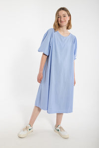 Daniris Seersucker Kleid Eisblau