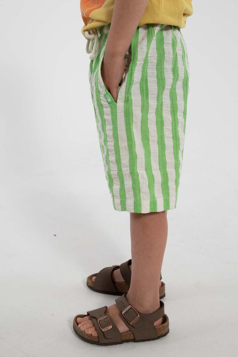 Shorts til børn med striber 