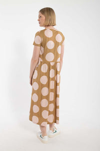 Danebasic Kroeyer Kleid Beige DREAMYDOTS