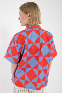 Daneblomme SS Searsucker Shirt Summer Red/Waterblue DIAMETRIC