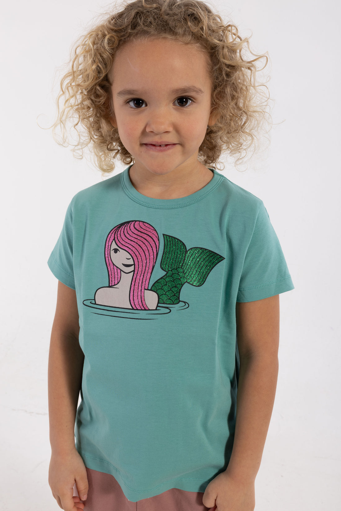 Fin t-shirt til børn med print af havfrue fra Dyr Cph
