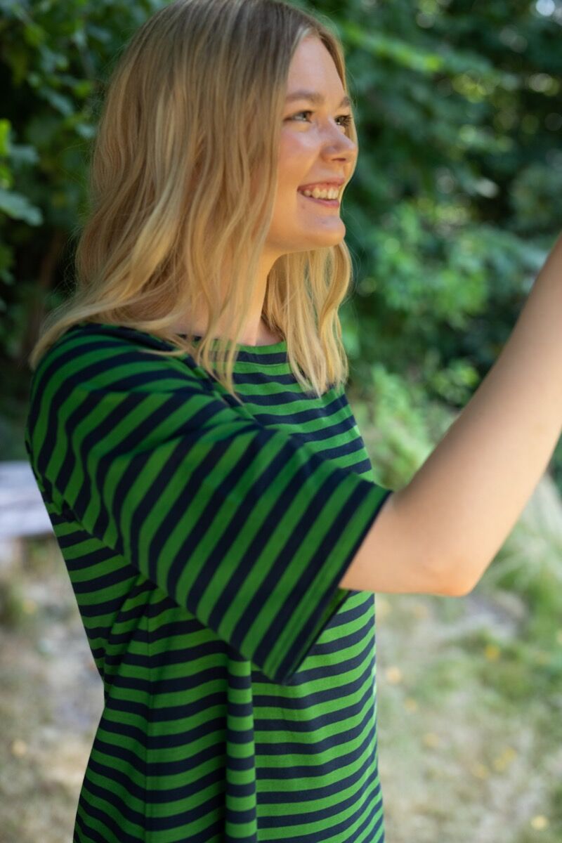 ESS - Sukker Dress Fall Jungle/Dk Navy
