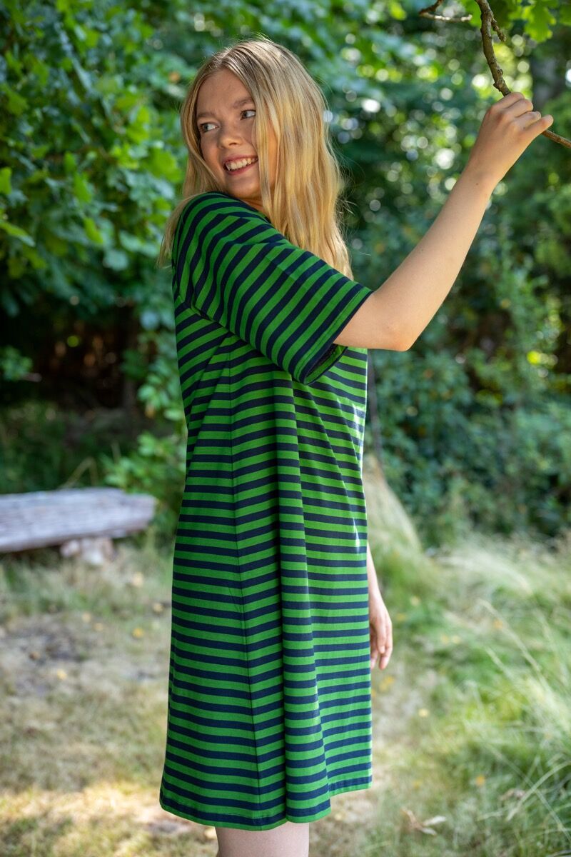 ESS - Sukker Dress Fall Jungle/Dk Navy