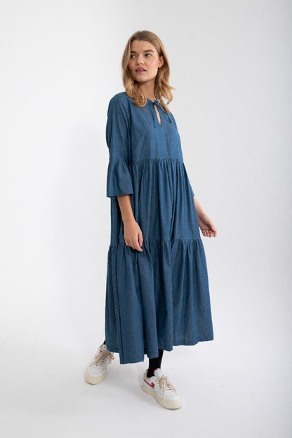 Danekamelia Chambrey Dress Dark Indigo