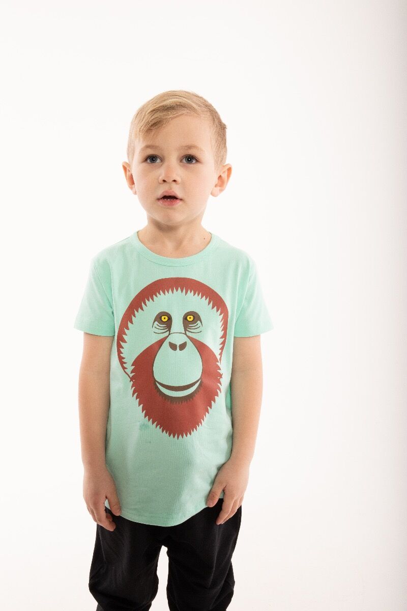 T-shirt til børn med orangutang  
