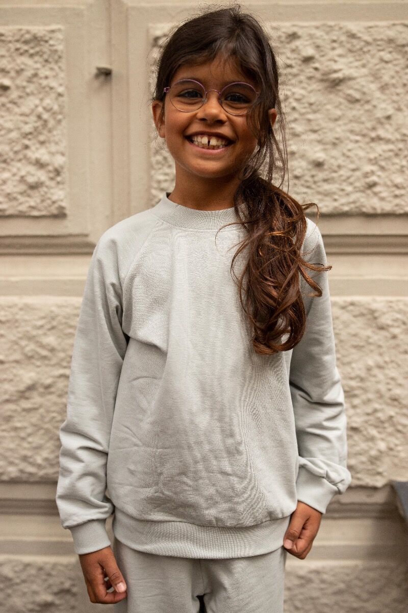 Sweater til børn i grå 
