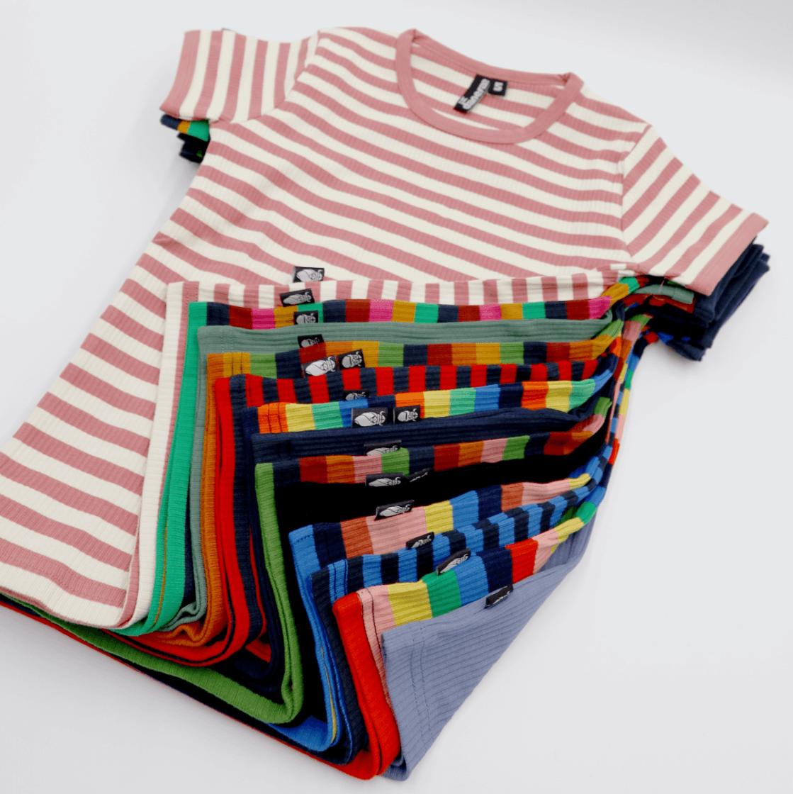 ESS - Danesoda Tee Black