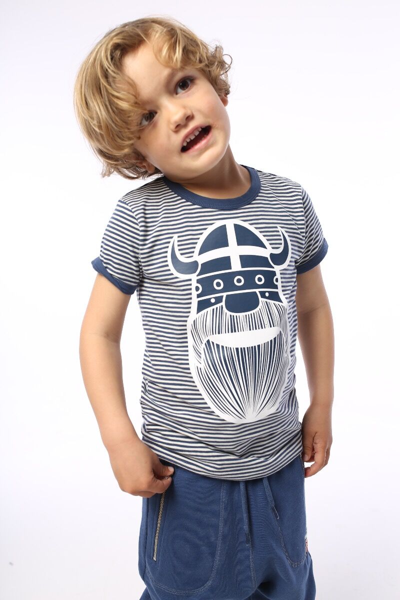 T-shirt til børn med viking
