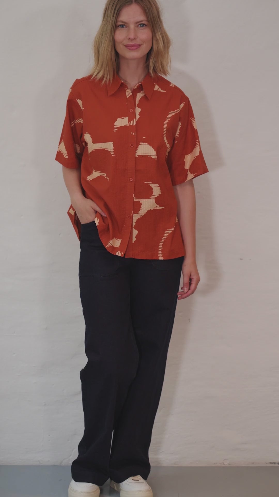 Daneblomme SS Seersucker Shirt Chili/Nougat TROPSTATIC