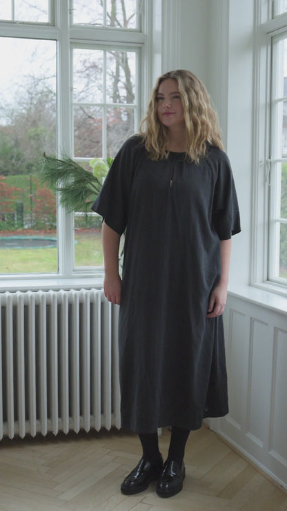 Danehostess Heavy Linen Dress Black
